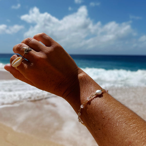 Fresh water pearl bracelet