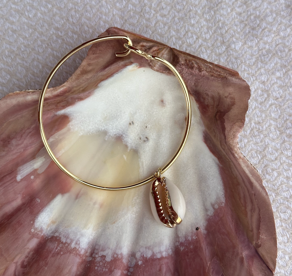 Cowrie Charm Bangle